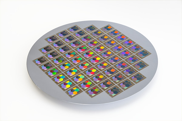 Spectroscopic Elements, optical elements with three-dimensional microstructure, made with the NIL process. - Semiconductor manufacturing.