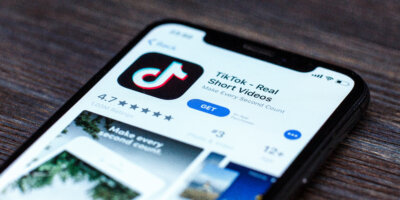 Following the unveiling of 'X,' TikTok announced it's rolling out support for text posts. Source: Shutterstock